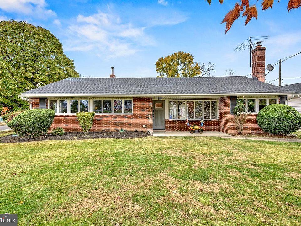 1st image of 4255 Somerton Rd