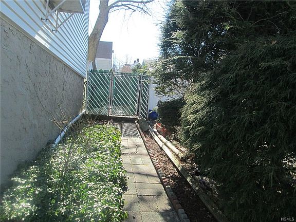 3rd image of 84 Cypress St