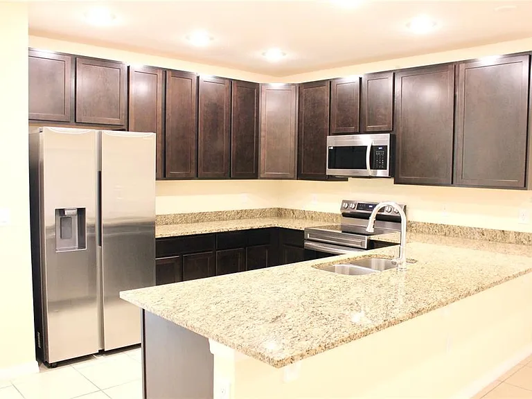 4723 Coral Castle Dr — Photo 5