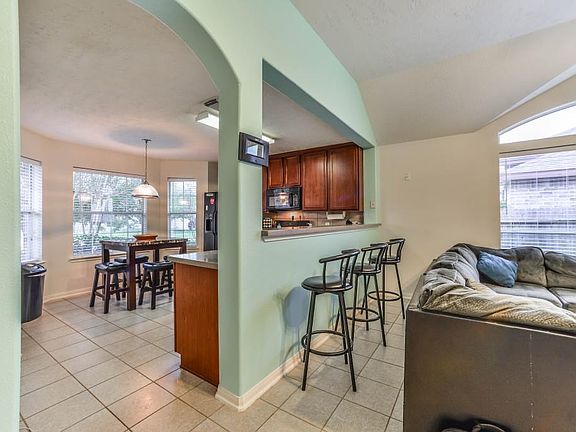 4th image of 1839 Park Oak Dr