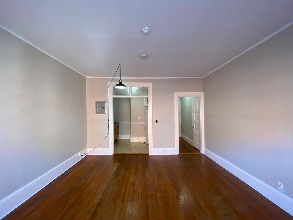 1st image of 9 Sewall Ave #28