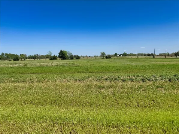 9892 Panther Creek Rd, Iola, TX 77861