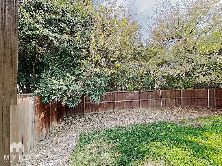 9307 Tanager Way — Photo 24