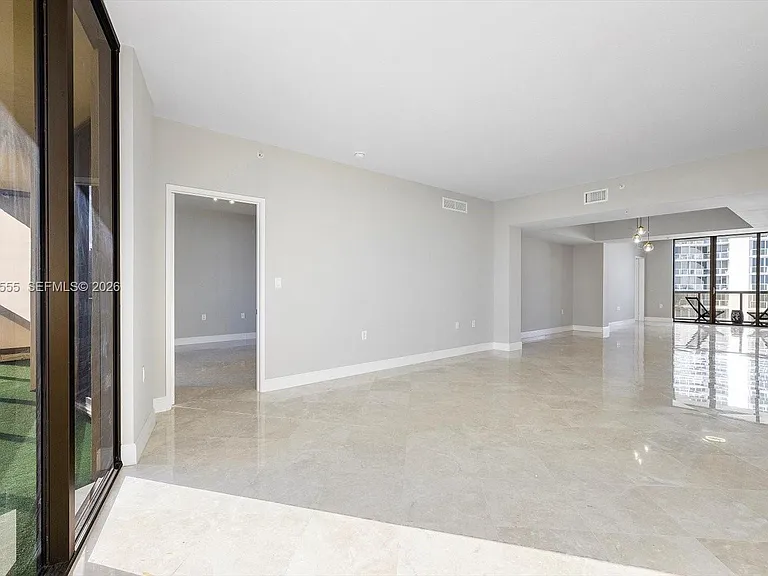 16275 Collins Ave #502 — Photo 9