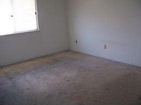 3rd image of 1900 Jingle Ct