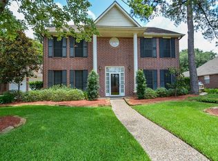 17822 T C Jester Blvd, Spring, TX 77379