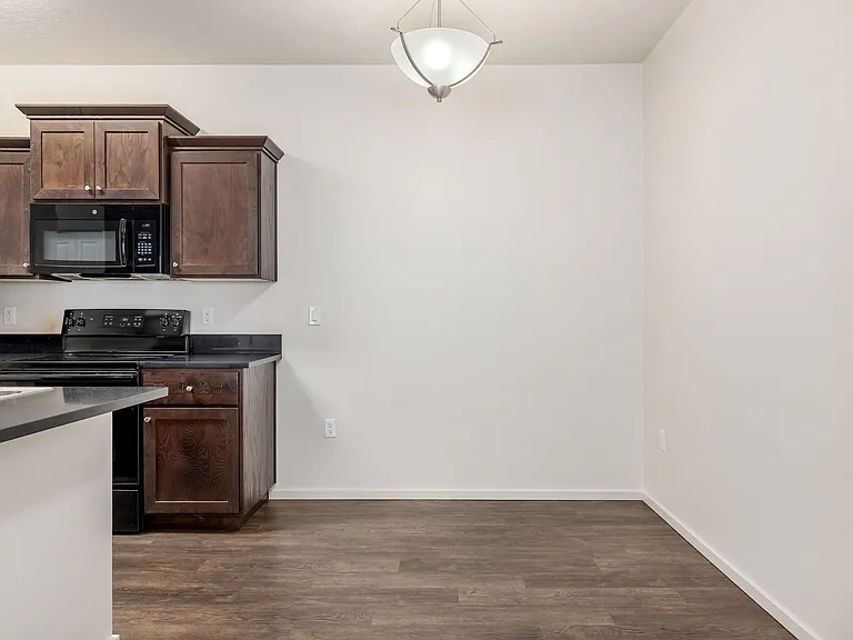 Legacy at 50th St Apartments — Photo 9
