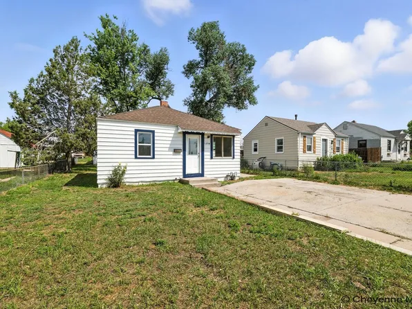 1204 E 6th St, Cheyenne, WY 82007