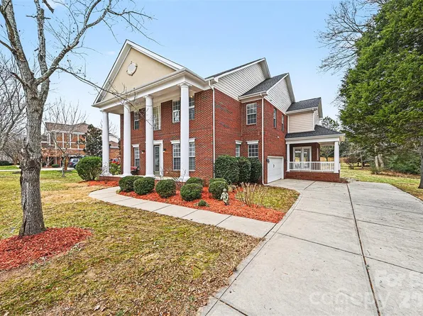 1305 Linden Glen Dr, Matthews, NC 28104