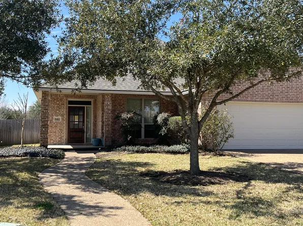 8422 Alison Ave, College Station, TX 77845