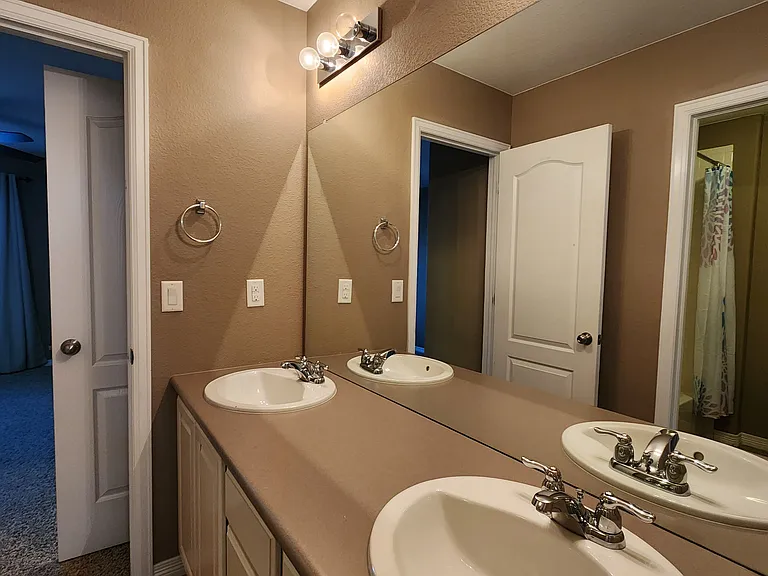 8314 Grasslands Way — Photo 78