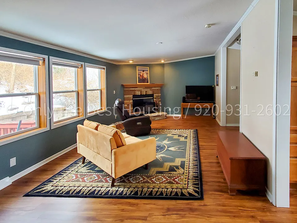 38 Apple Hill Dr