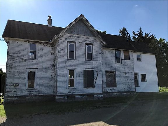 5th image of 18 Franklin St