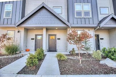 1st image of 603-619 NE 92nd Ave #603