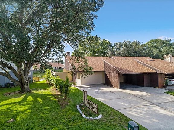 4th image of 320 Lake Harris Dr