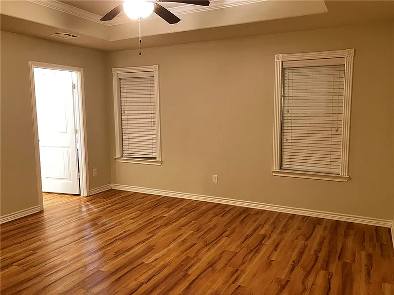 903 Emerald Dove Ave — Photo 10