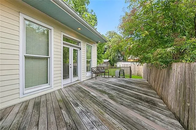 2814 Dumaine St — Photo 13