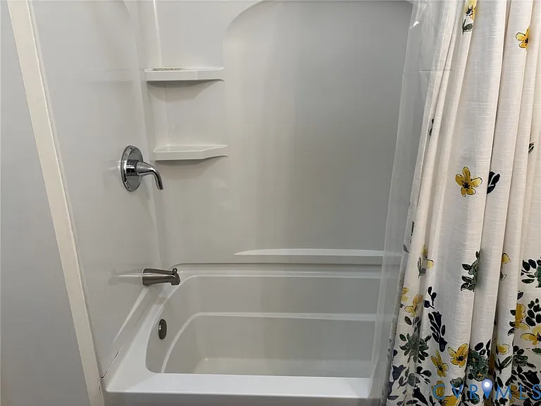 3856 River Rd W — Photo 14