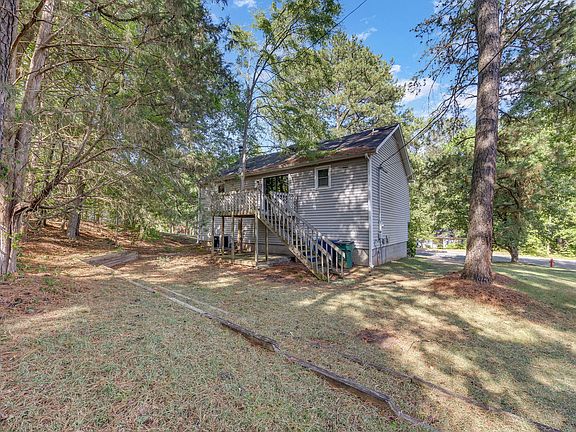 2nd image of 4916 Wineberry Dr
