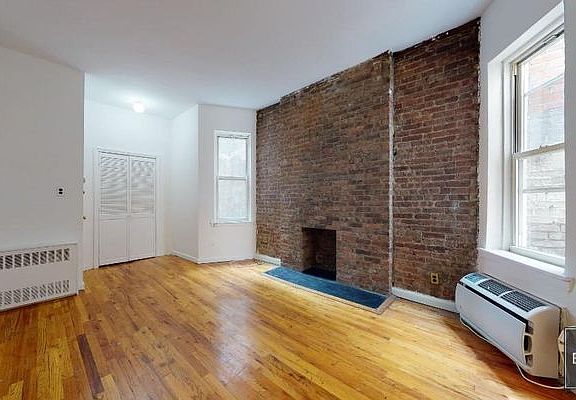 2nd image of 346 E 87th St APT 4C