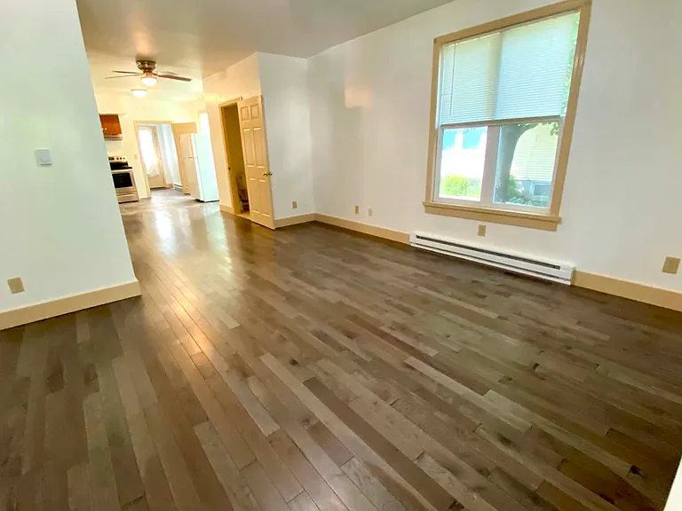 215 Green St #217 — Photo 9