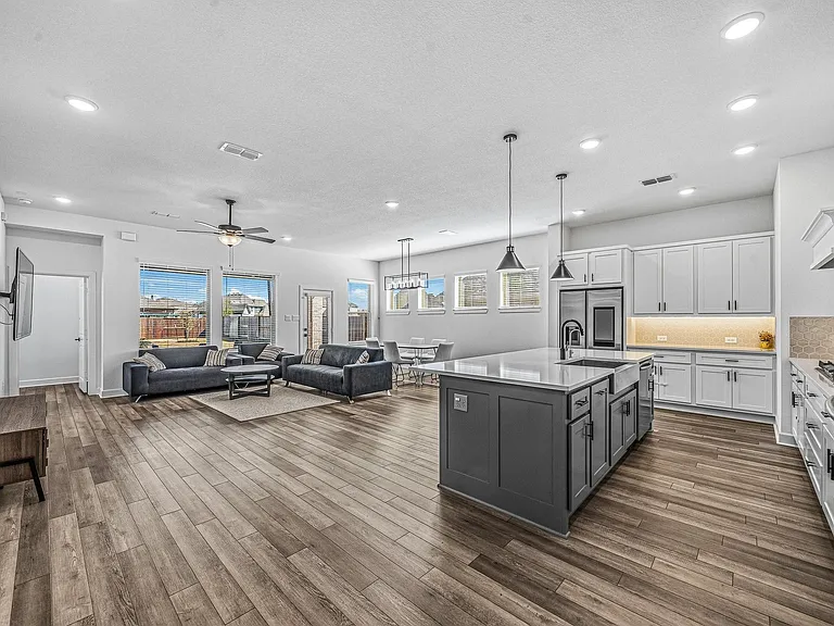 7415 Denali Dr — Photo 11