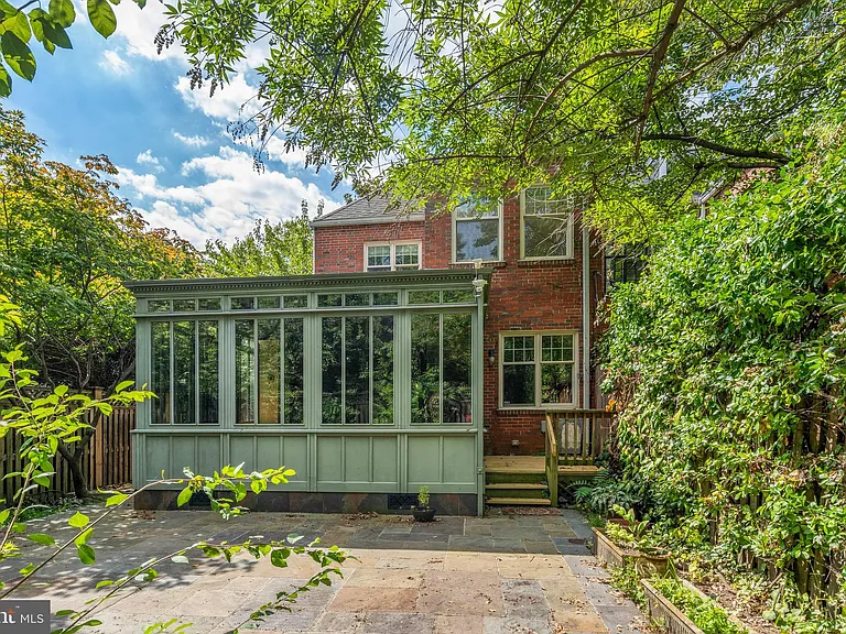 3313 Cleveland Ave NW — Photo 59