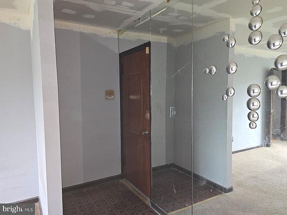 5th image of 428 Ridge Rd SE APT 305
