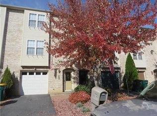 75 Freedom Ter, Easton, PA 18045