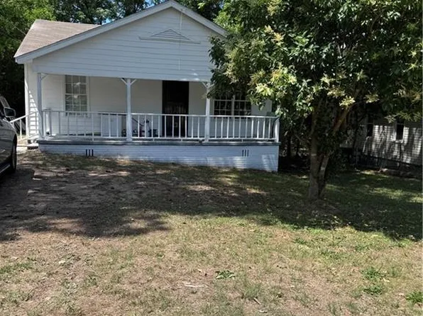 1102 Knowles Rd, Phenix City, AL 36869