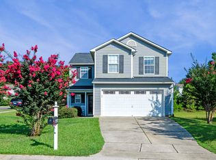 1757 Whitbrook Ct, Fuquay Varina, NC 27526