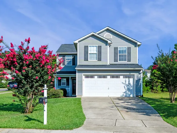 1757 Whitbrook Ct, Fuquay Varina, NC 27526