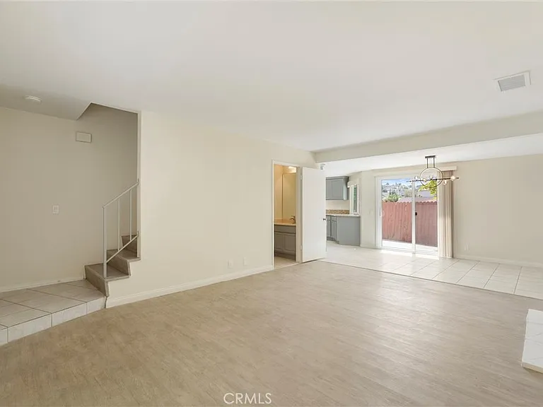520 E Graves Ave #A — Photo 4