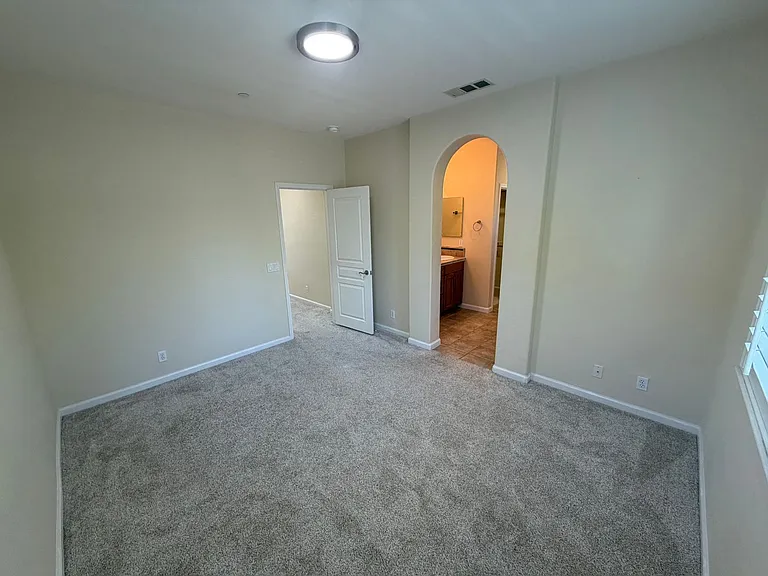 5028 Ocean Ln — Photo 17