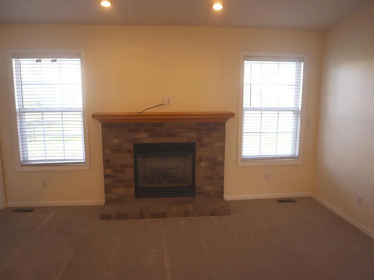 604B Sunflower St — Photo 30