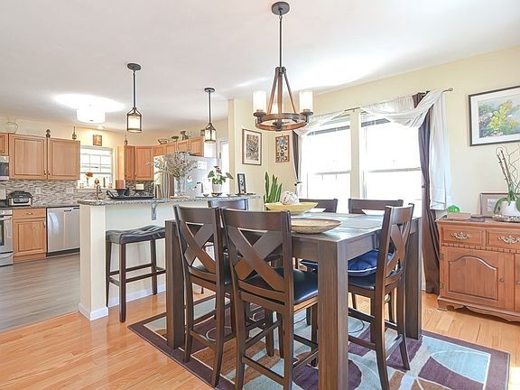 5th image of 61 Violetwood Cir #B-313
