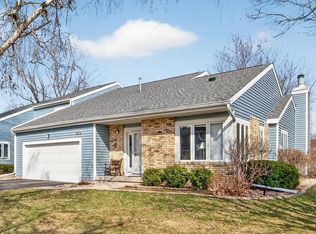 5316 Lighthouse Bay Dr, Madison, WI 53704