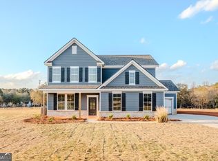 100 Cherokee Ct, Good Hope, GA 30641