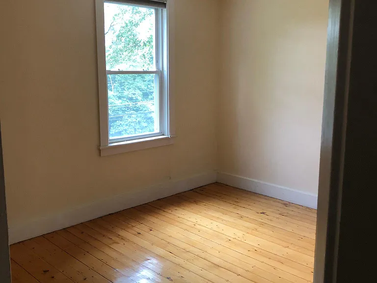 21 Lexington St #1 — Photo 5