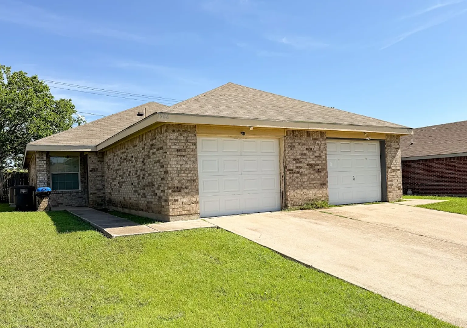1906 San Rafeal St, Fort Worth, TX 76134 — Photo 1