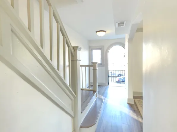 952 Adams Ave, Elizabeth, NJ 07201