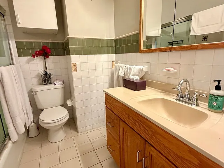 4518 Regent St — Photo 24