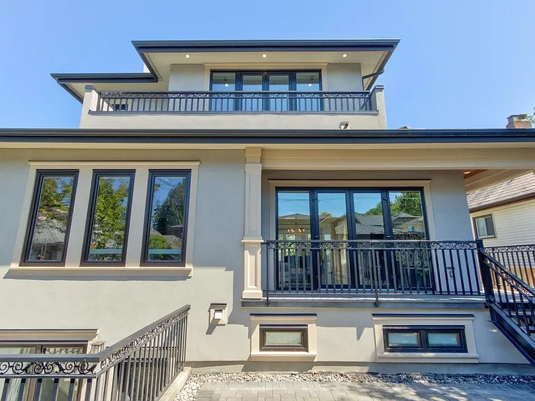 3955 Blenheim St — Photo 16