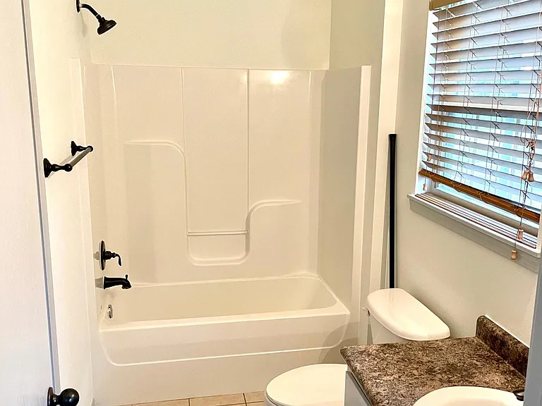 3187 W Old Farmington Rd — Photo 10