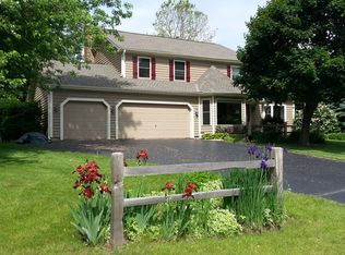 N592 Pond View Ct, Maple Park, IL 60151