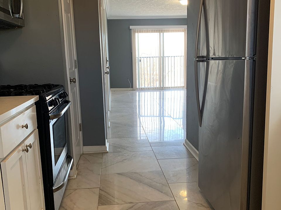 1st image of 4303 Pearl St APT 6
