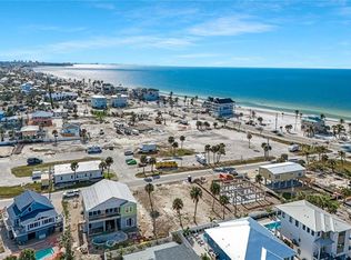 131 Connecticut St, Fort Myers Beach, FL 33931