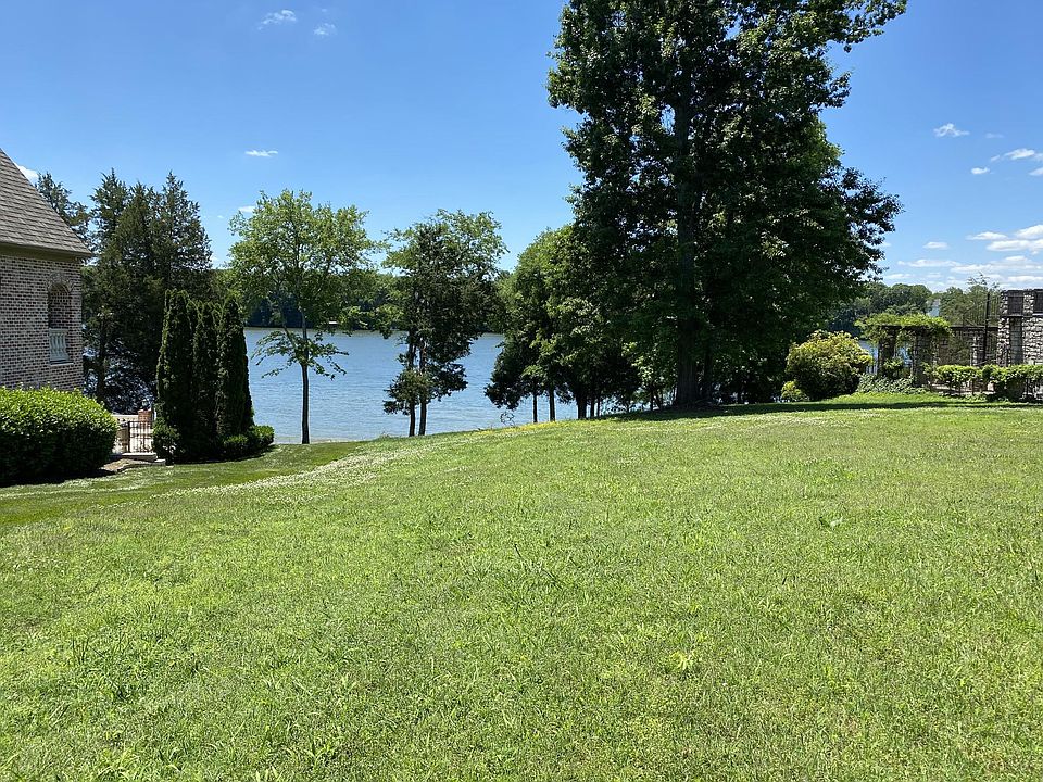 1st image of 765 Plantation Blvd