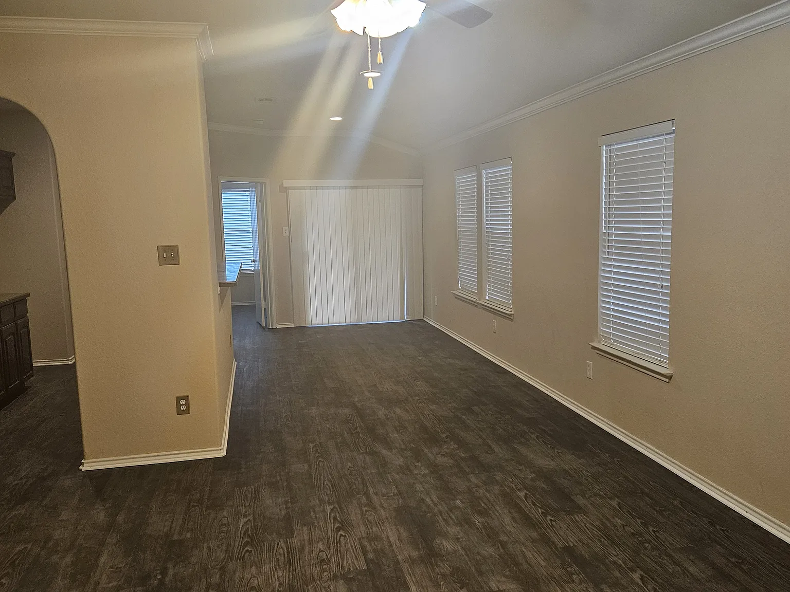 3 Bedroom in Saginaw ISD — Photo 4
