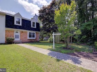 370 Shetlands Sq, Glen Burnie, MD 21061